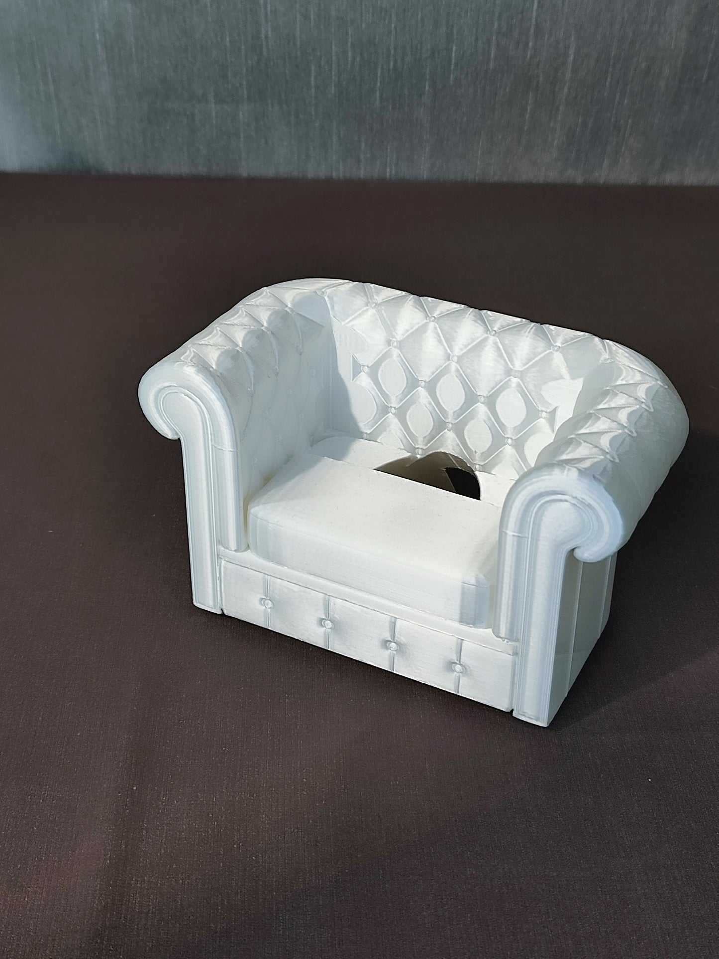 Simpatico divanetto portacellulare da tavolo