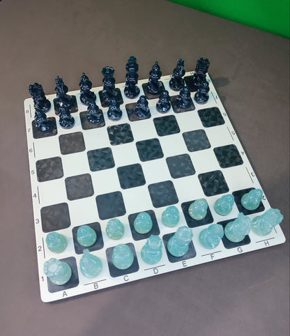 Scacchiera e set di pedine personalizzato