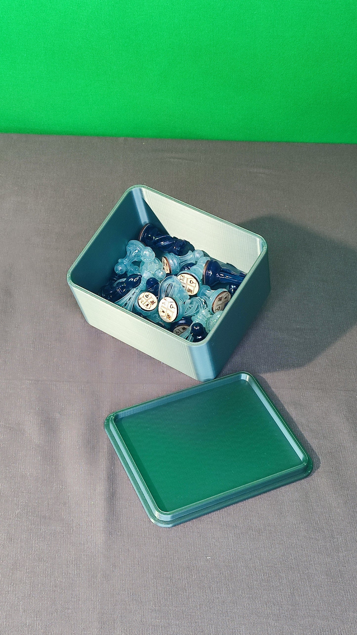 Scacchiera e set di pedine personalizzato